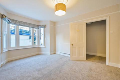 1 bedroom flat to rent, Warrington Road,  Richmond,  TW10