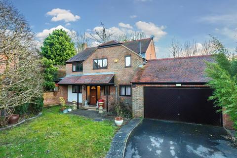 4 bedroom detached house to rent, Harberton Mead,  Headington,  OX3