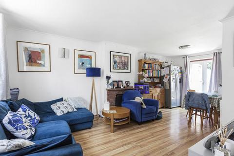 4 bedroom semi-detached house for sale, Beverley Road, Sunbury-on-Thames, Surrey, TW16