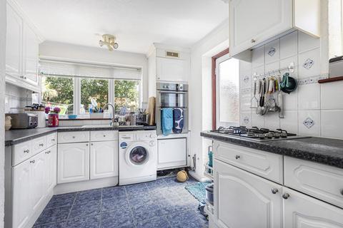 4 bedroom semi-detached house for sale, Beverley Road, Sunbury-on-Thames, Surrey, TW16