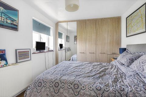 4 bedroom semi-detached house for sale, Beverley Road, Sunbury-on-Thames, Surrey, TW16