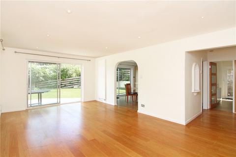 4 bedroom detached house to rent, Rectory Orchard, SW19