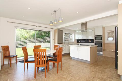 4 bedroom detached house to rent, Rectory Orchard, SW19