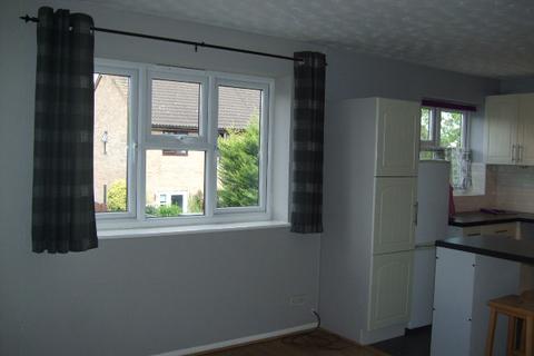 Studio to rent, Burgess Field, Chelmsford CM2