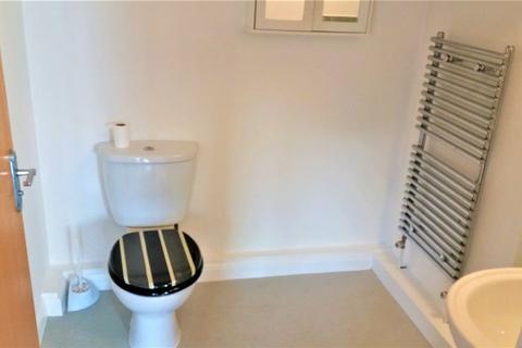 1 bedroom apartment to rent, a Maple Road, Dartford