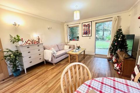 undefined, Sanderstead Road, South Croydon
