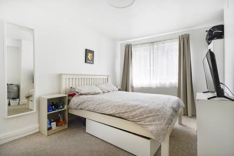 2 bedroom apartment to rent, Fermoy Road , Maida Vale W9