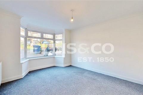 undefined, Whitton Avenue East, Greenford, UB6
