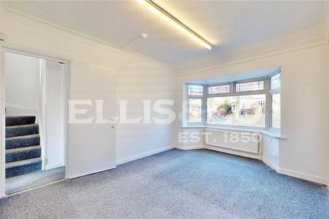 undefined, Whitton Avenue East, Greenford, UB6