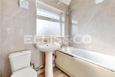 undefined, Whitton Avenue East, Greenford, UB6