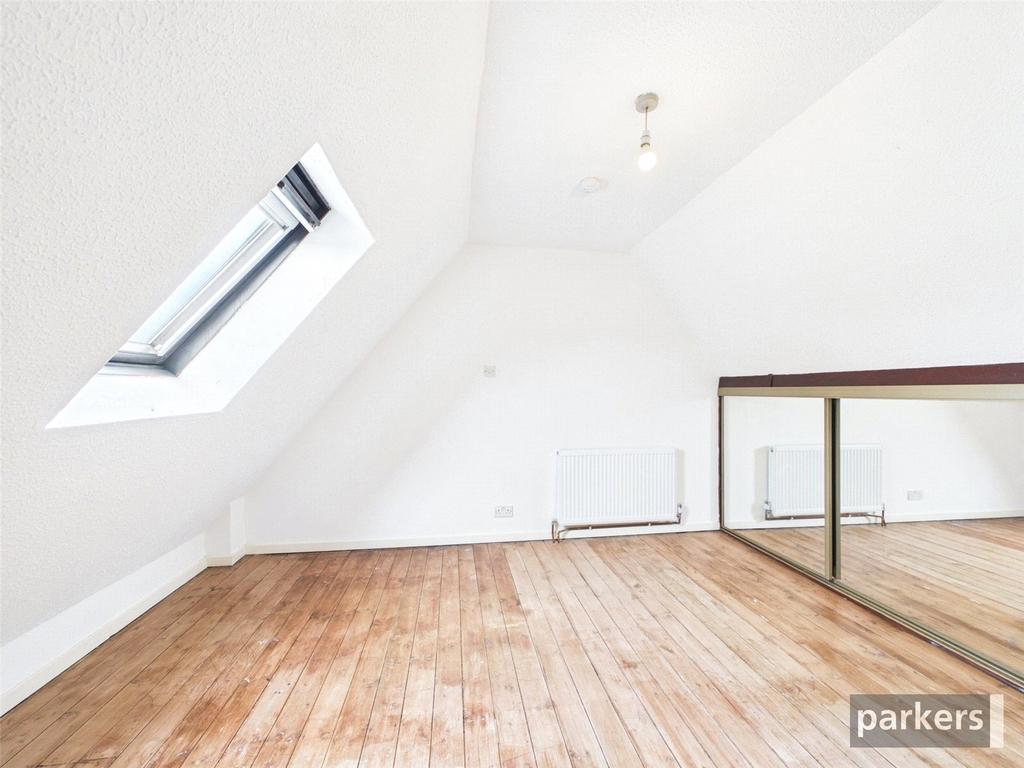Apartment in Reading, Lower Earley, Earley - View 3