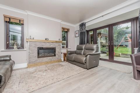 5 bedroom detached house for sale, Scott Lane, Gomersal, Cleckheaton, West Yorkshire, BD19