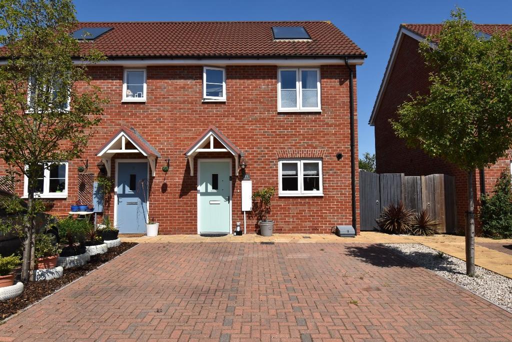 Strachey Close, Saffron Walden 2 bed semidetached house £305,000