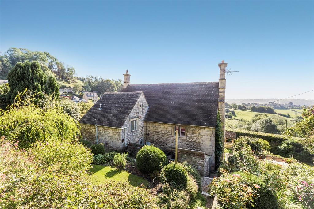 Stroud 4 bed detached house for sale £695,000