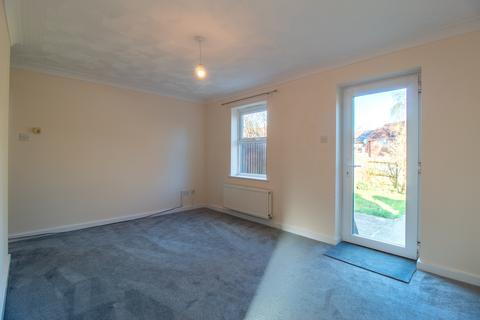 2 bedroom end of terrace house to rent, Water Lane, Spalding PE11
