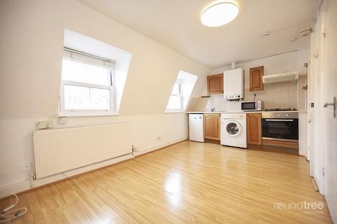 1 bedroom apartment to rent, Kentish Town Road, Camden Town, NW1