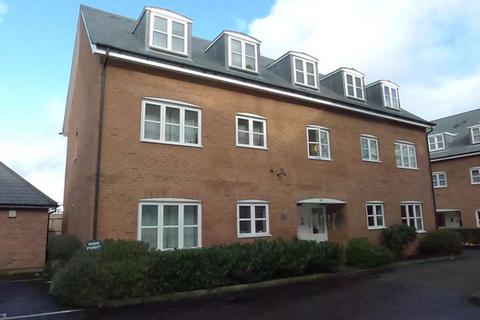 2 bedroom flat to rent, Burton Court, Constable Close, Friern Barnet N11