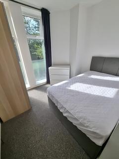 3 bedroom flat to rent, Anson Road, M14 5BZ