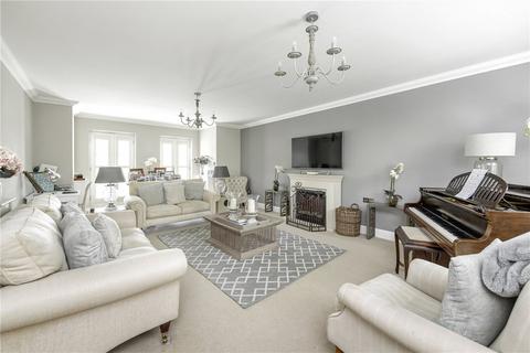 4 bedroom terraced house to rent, Eveleigh Avenue, Bath, Somerset, BA1