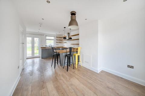3 bedroom semi-detached house to rent, Dene Road,  Headington,  OX3