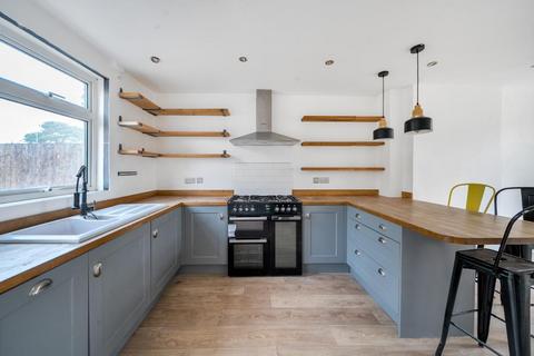 3 bedroom semi-detached house to rent, Dene Road,  Headington,  OX3