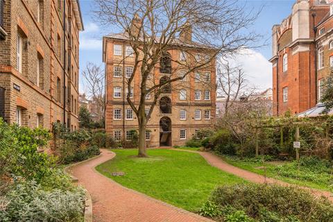 5 bedroom flat to rent, New Court, Lutton Terrace, Hampstead, London