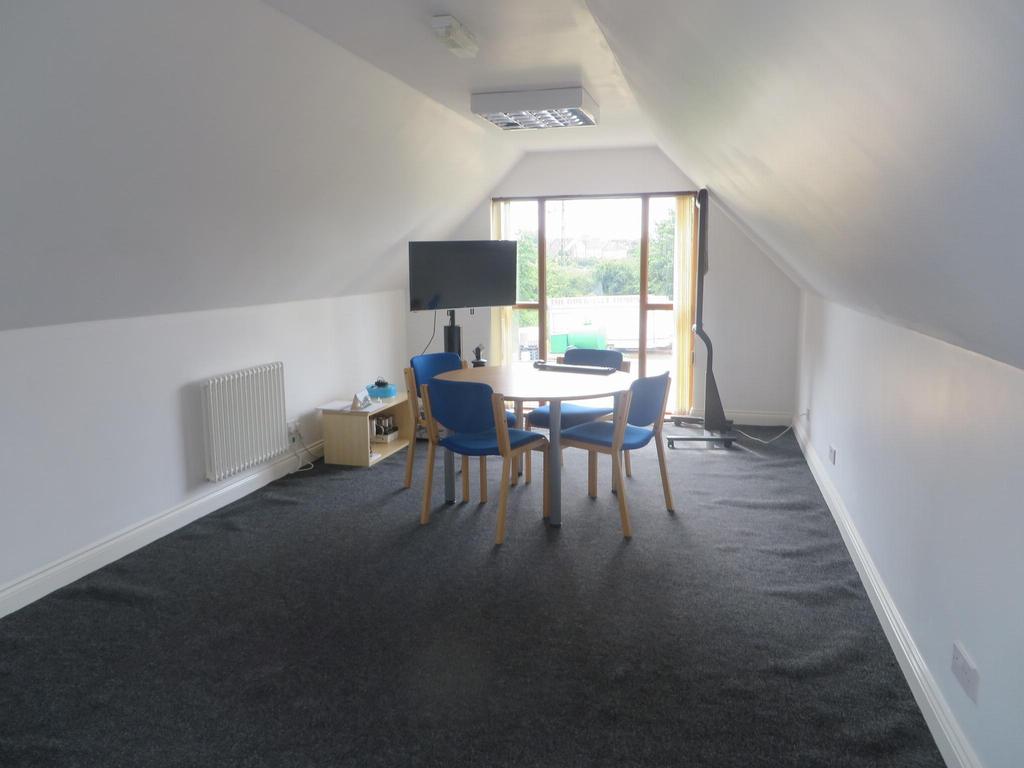 South Woodham Ferrers Office £750 pcm (£173 pw)