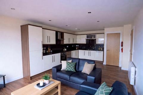 4 bedroom apartment to rent, Apt 9 Devonshire Point