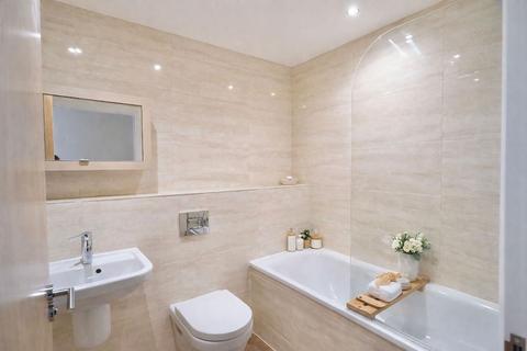 3 bedroom apartment to rent, Apt 16 Devonshire Point