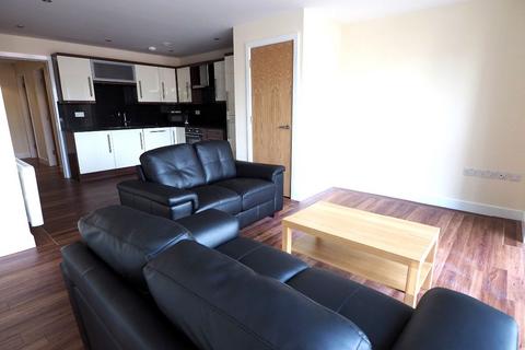 3 bedroom apartment to rent, Apt 22 Devonshire Point