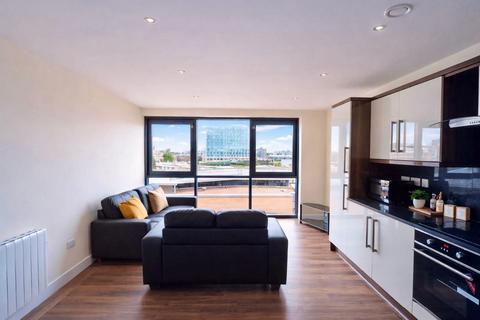 3 bedroom apartment to rent, Apt 24 Devonshire Point
