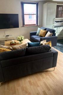 4 bedroom flat to rent, Lion Works - City Campus