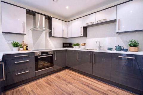 3 bedroom apartment to rent, 2 Ecco