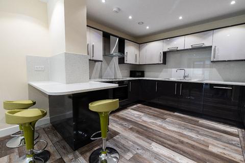 3 bedroom apartment to rent, 4 Ecco
