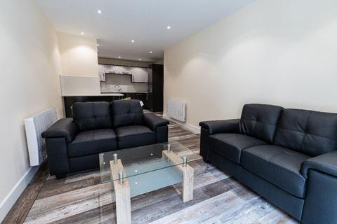 3 bedroom apartment to rent, 4 Ecco