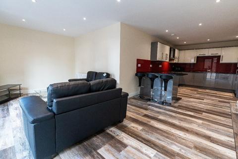3 bedroom apartment to rent, 29 Ecco