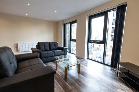 3 bedroom apartment to rent, 29 Ecco
