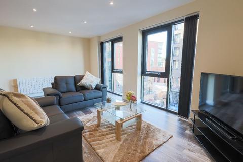 3 bedroom apartment to rent, 39 Ecco