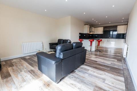 3 bedroom apartment to rent, 46 Ecco