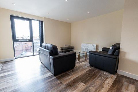 3 bedroom apartment to rent, 46 Ecco