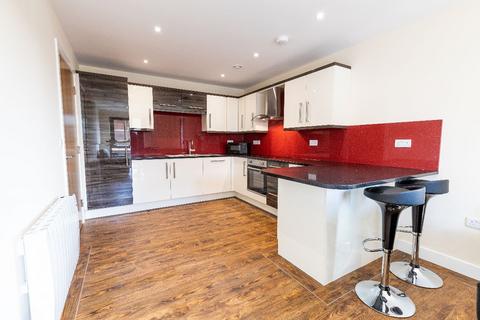 2 bedroom apartment to rent, 55 Ecco