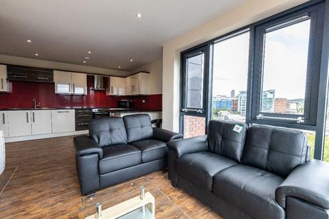 2 bedroom apartment to rent, 60 Ecco