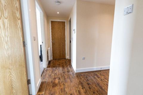 2 bedroom apartment to rent, 60 Ecco