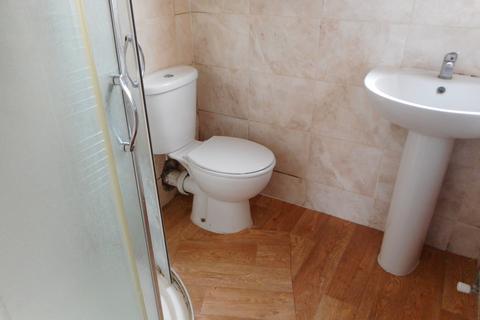 Studio to rent, Balfour Road, 2nd Floor Flat