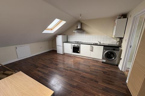 undefined, Balfour Road, 2nd Floor Flat