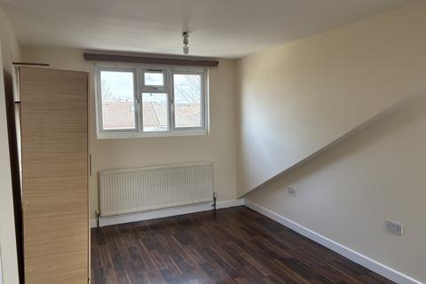 undefined, Balfour Road, 2nd Floor Flat