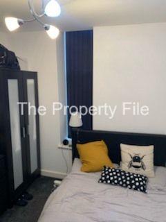 2 bedroom apartment to rent, Anson Road M14