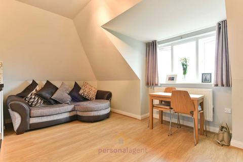 1 bedroom flat to rent - Vernon Close, West Ewell