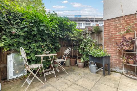 2 bedroom maisonette to rent, Island Apartments, 30 Coleman Fields, London