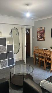 1 bedroom in a house share to rent, Rupert Road, Guildford GU2